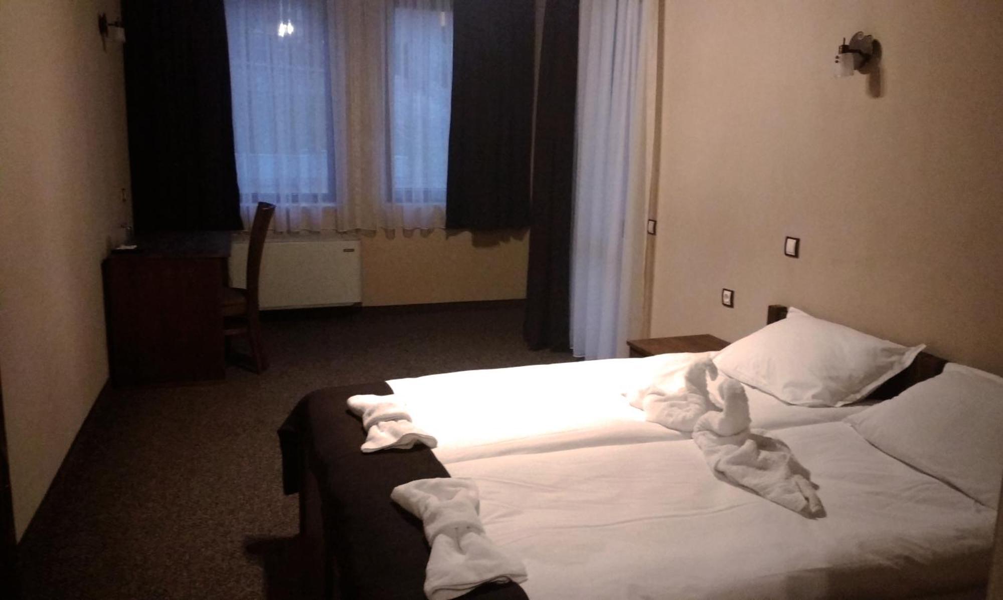 Family Hotel Valchanovata Kashta Fotinovo Rum bild