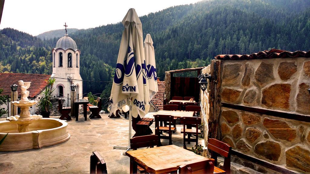 Family Hotel Valchanovata Kashta Fotinovo Exteriör bild