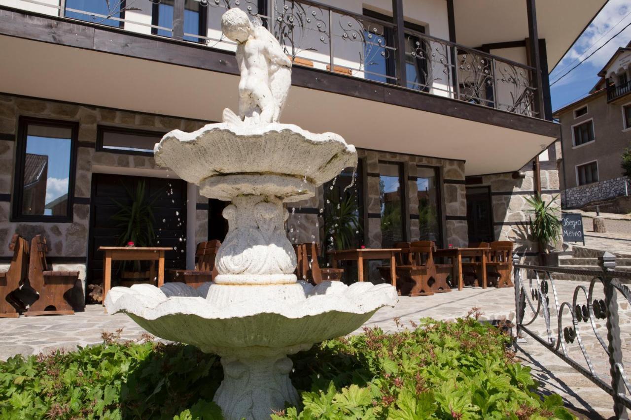 Family Hotel Valchanovata Kashta Fotinovo Exteriör bild
